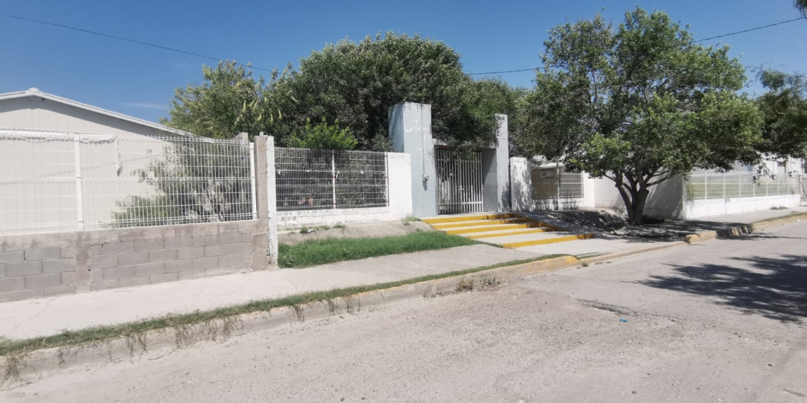 Detienen a tres por robar escuela primaria