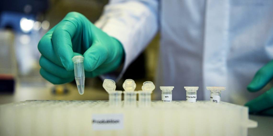 Hallan ‘superanticuerpo’ con capacidad para combatir todas las variantes del coronavirus