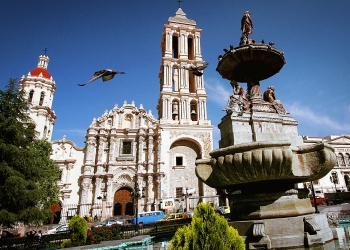 Podría condicionarse la entrada a la iglesia