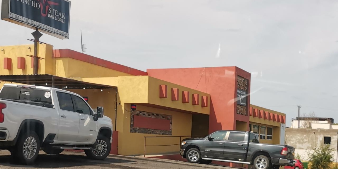 Se registra conato de incendio en restaurante