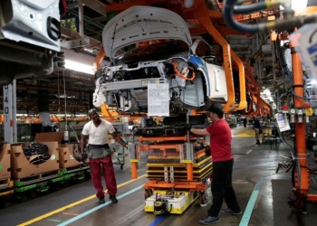 Estados Unidos choca con México y Canadá por reglas de origen en autos