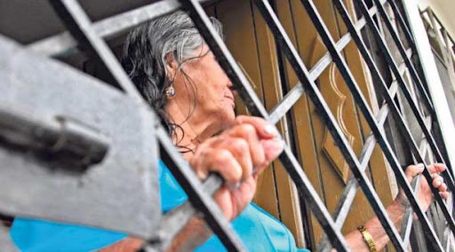 Pretenden otorgar prisión domiciliaría a no sentenciados de 75 años y más