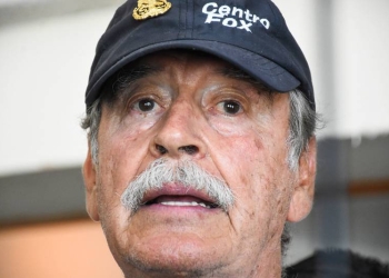 Fox ‘pregunta’ a AMLO: ¿También se enjuicia a los que ponen a sus hermanos a recibir dinero ilícito?
