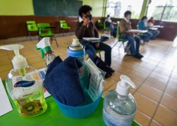 Ajustarán semáforo epidemiológico para que sector educativo sea actividad esencial