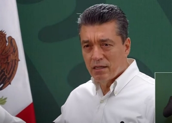 Bloqueo de la Sección 7 impidió la entrada de López Obrador a zona militar