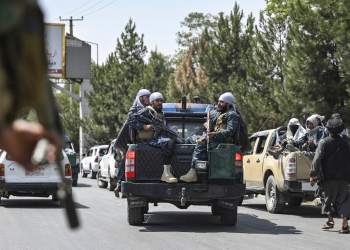 Reportan nueva explosión tras impacto de cohete en Kabul, Afganistán