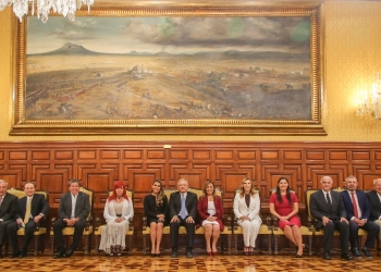 Gobernadores de Morena respaldan decreto de AMLO para liberación de presos