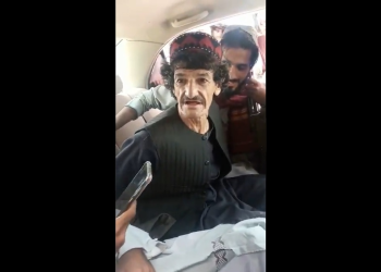 Talibanes secuestran, cortan garganta y matan a famoso cómico de Afganistán