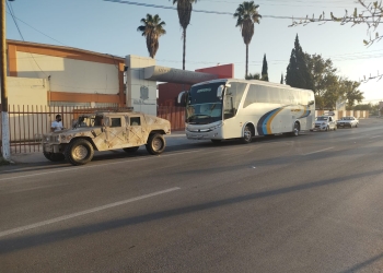 Detectan metanfetamina en autobús y detienen a pasajero