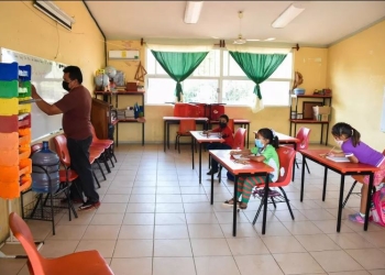 Da inicio ciclo escolar 2021-2022 en Coahuila; 40 mil alumnos