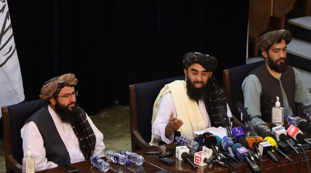 La guerra terminó, todos están perdonados, afirman los talibanes a afganos
