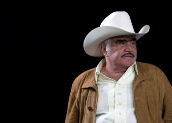 Vicente Fernández ya no está intubado; le realizan traqueotomía
