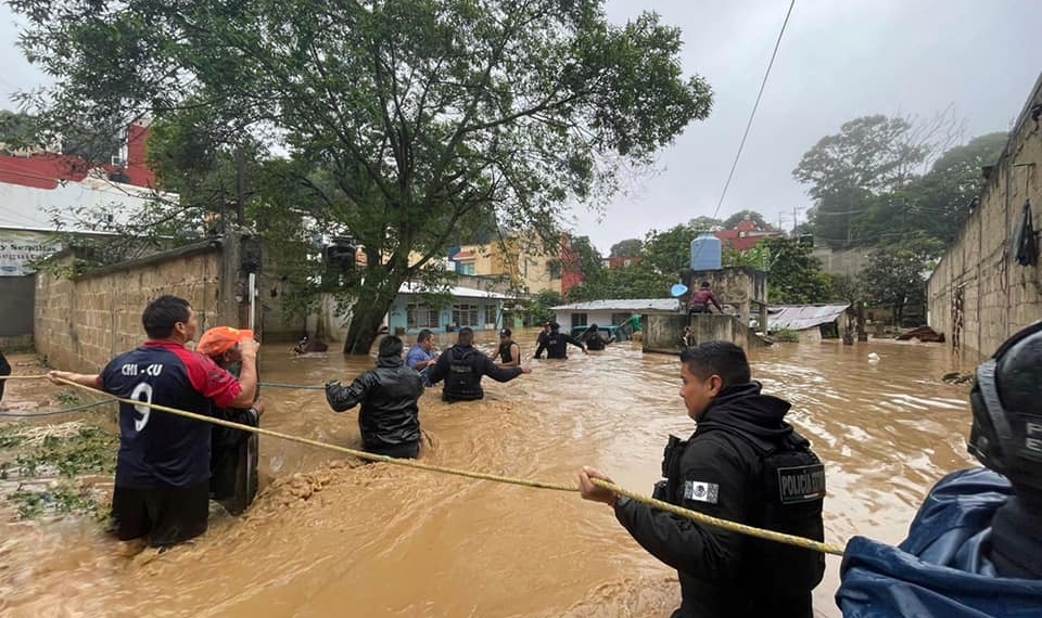 Xalapa bajo el agua tras el paso de Grace en Veracruz