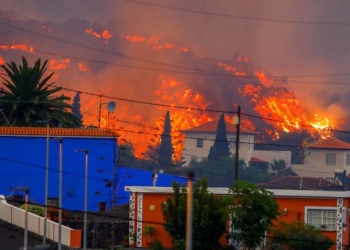 La lava y los temblores causan preocupación en isla española