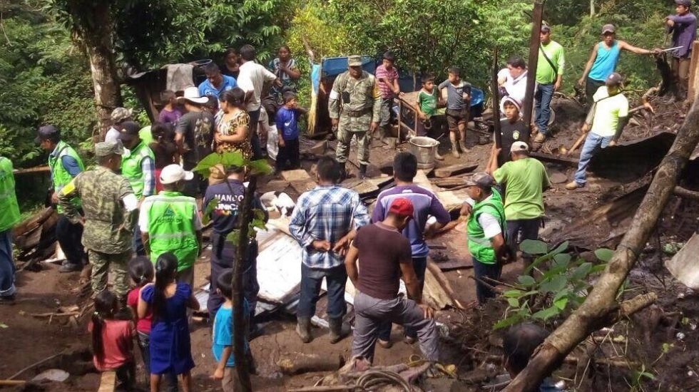 Se desliza ladera en Chiapas; Buscan a dos desaparecidos