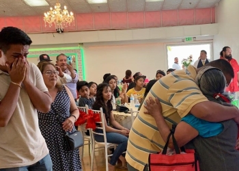 Intentan reunir a familias de migrantes separadas por Trump