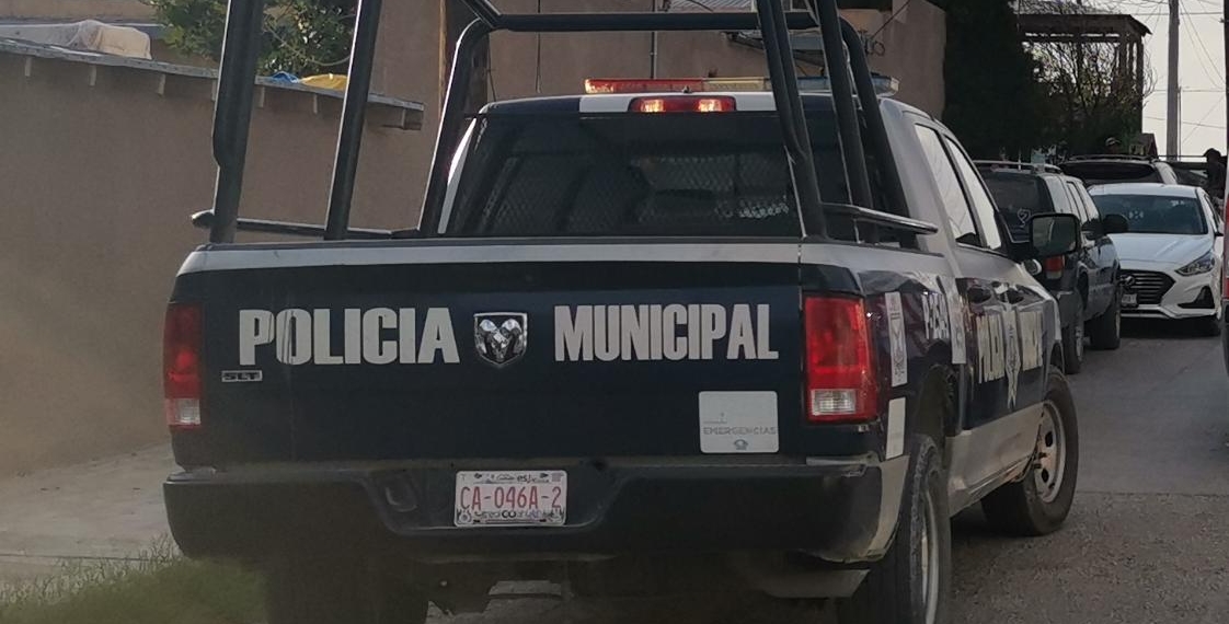 Amenaza con quemar viva a su propia madre