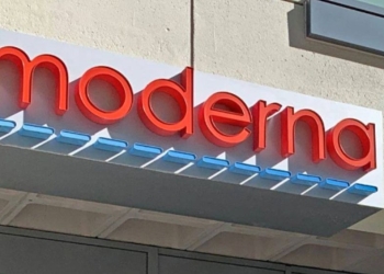 Anuncia Moderna vacuna de dosis única