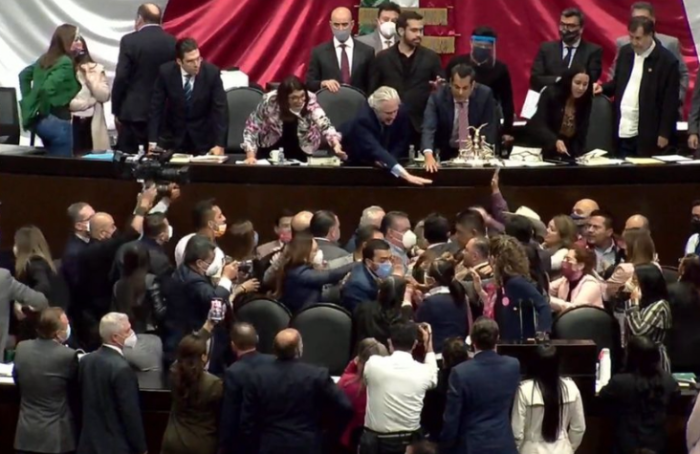 Aprueban Miscelánea Fiscal para el 2022