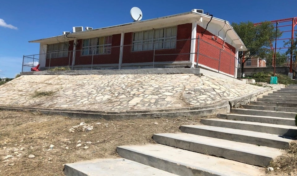 Realizan limpieza en Escuelas