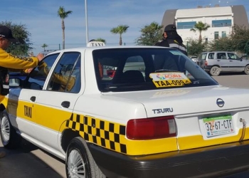 Revisan unidades de Taxis para brindar mejor servicio