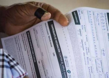 Se preparan para expedir certificados de vacunación COVID-19