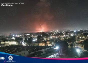 Fuertes explosiones en Puebla por una toma clandestina de gas; confirman un muerto y siete heridos