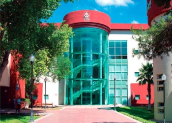 Denuncian en UANE despidos injustificados
