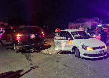 Libres detenidos en persecución; buscan arreglo con afectados