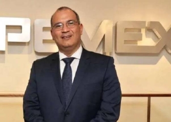 Interpol emite ficha roja contra exdirector de Pemex Carlos Treviño