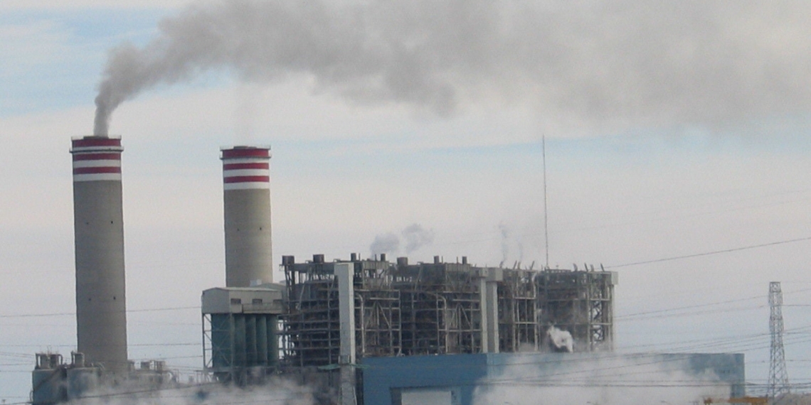 Cierre de carboeléctricas de Nava impactará en 20 mil mdp