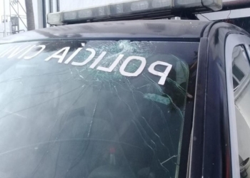 Hondureño ocasiona daños a patrulla de la PCC