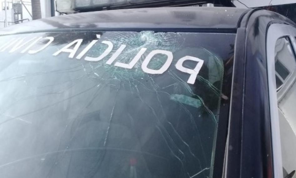 Hondureño ocasiona daños a patrulla de la PCC