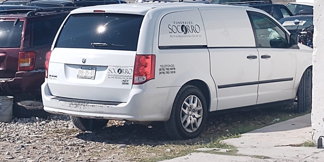 Mujer roba carroza de Funerales Socorro
