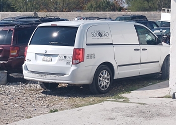 Mujer roba carroza de Funerales Socorro