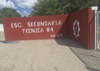 Suspenden clases en la Técnica 84 por caso de covid en maestros