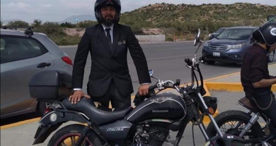Roban motocicleta de récord mundial