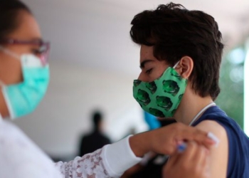 Avanza vacunación para adolescentes en Ciudad Acuña