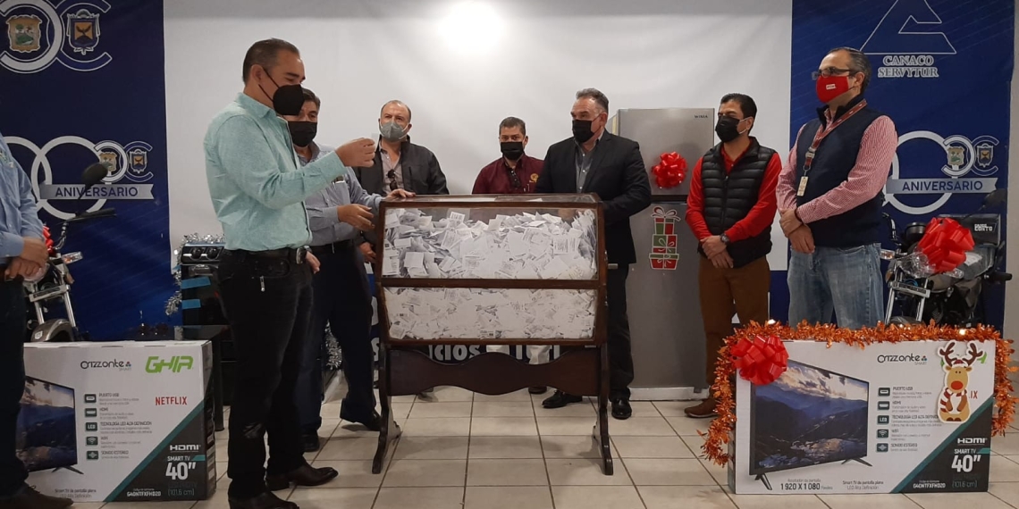 CANACO realiza tradicional sorteo