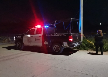 Sujetos armados amenazan a familia