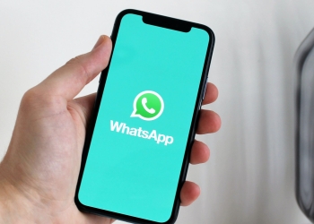 Alertan hackeos y fraudes por WhatsApp en Coahuila