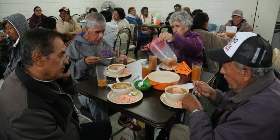 Comedores comunitarios preparan las tradicionales posadas
