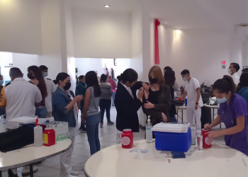 Llaman a rezagados para aplicarse segunda dosis