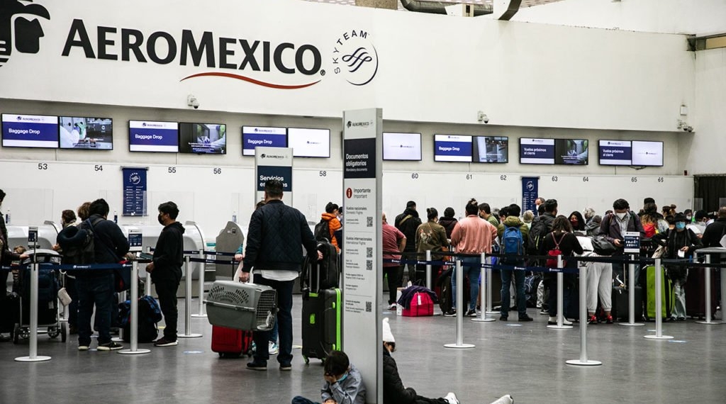 Aeroméxico cancela 441 vuelos debido a pandemia