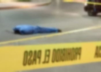 Encuentran a un muerto abajo del Distribuidor