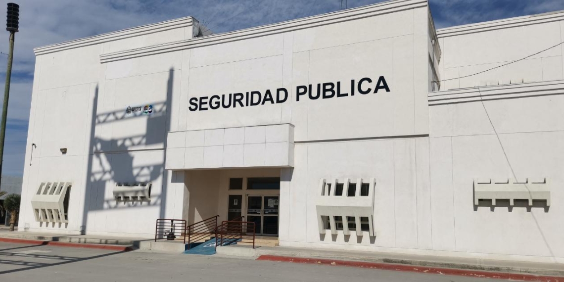 Analizan condiciones de edificio de seguridad pública y equipo