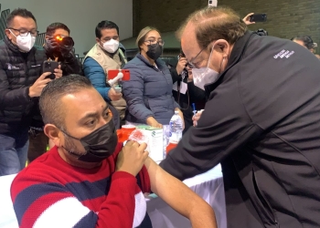 Se han aplicado 40 mil 770 vacunas de refuerzo a personal del sector educativo de Coahuila