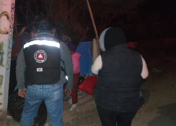 Albergan a familia migrante por bajas temperaturas
