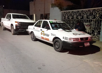 Taxista trabajaba como pollero