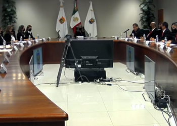 Defienden temas importantes en primera sesión de cabildo